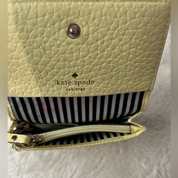 Kate Spade Key Chain wallet - Picture 4 of 4